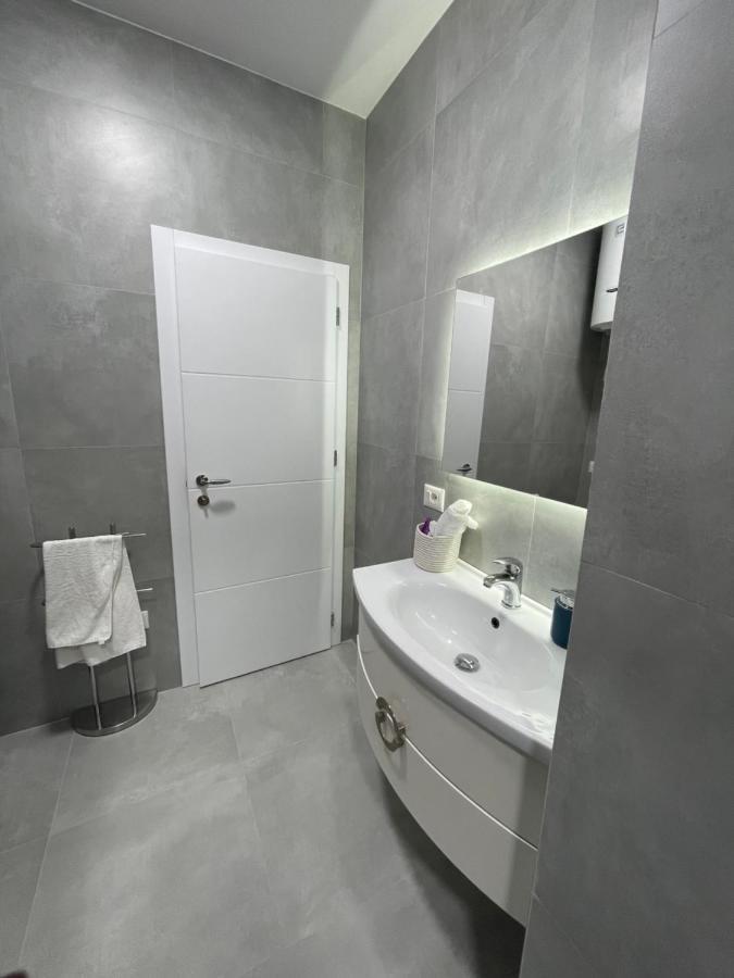 Lovely Apartment Tiranë Ngoại thất bức ảnh